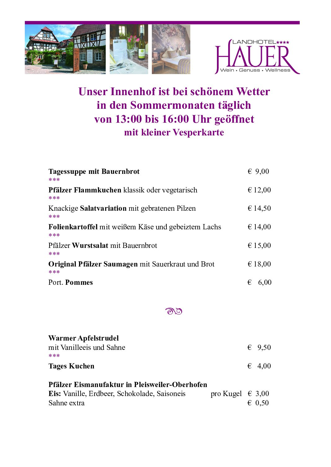 2026 Nachmittagskarte Blick in den Innenhof Landhotel Hauer mit gedecktem Tisch und Sonneschirm